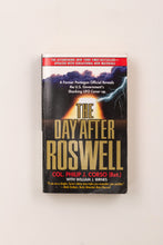 THE DAY AFTER ROSWELL BOOK