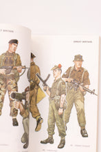 ARMY UNIFORMS SINCE 1945 BOOK