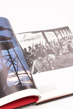 THE VIETNAM EXPERIENCE: IMAGES OF WAR BOOK